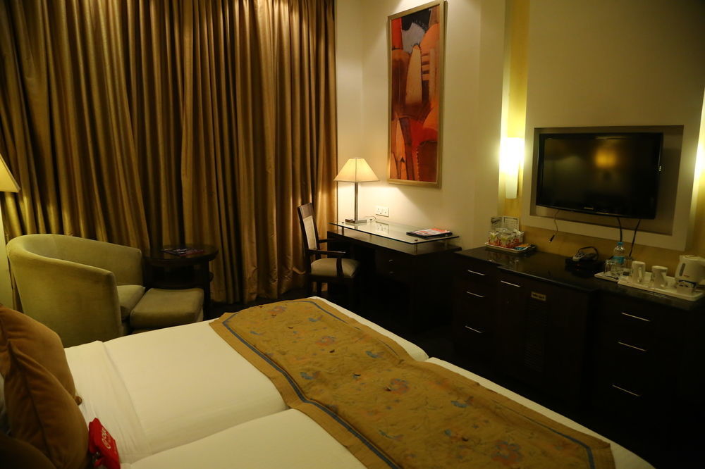 Oyo Rooms Chandigarh Sector 34 Bagian luar foto
