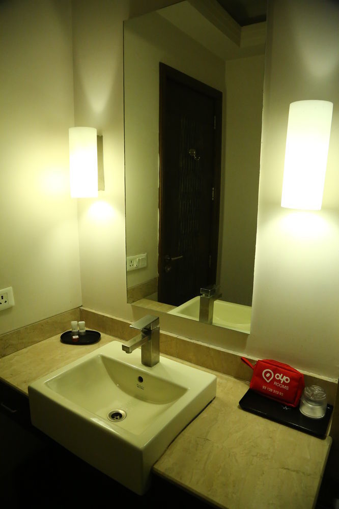 Oyo Rooms Chandigarh Sector 34 Bagian luar foto
