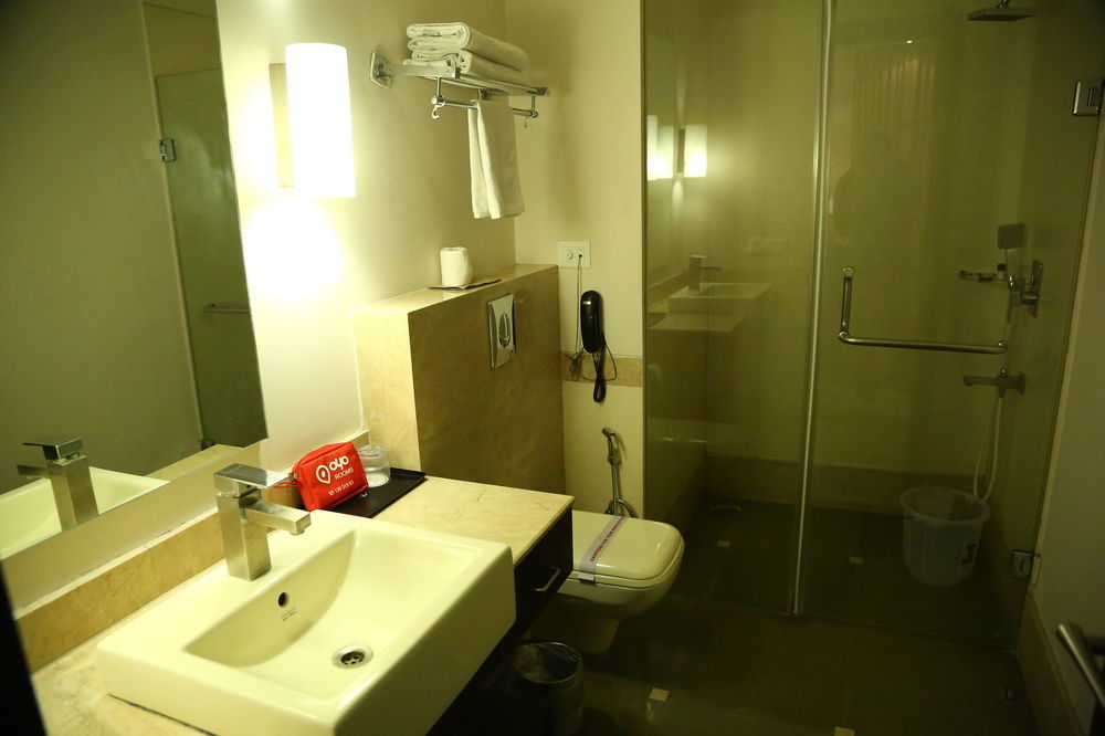 Oyo Rooms Chandigarh Sector 34 Bagian luar foto